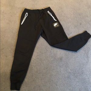 Nike joggers